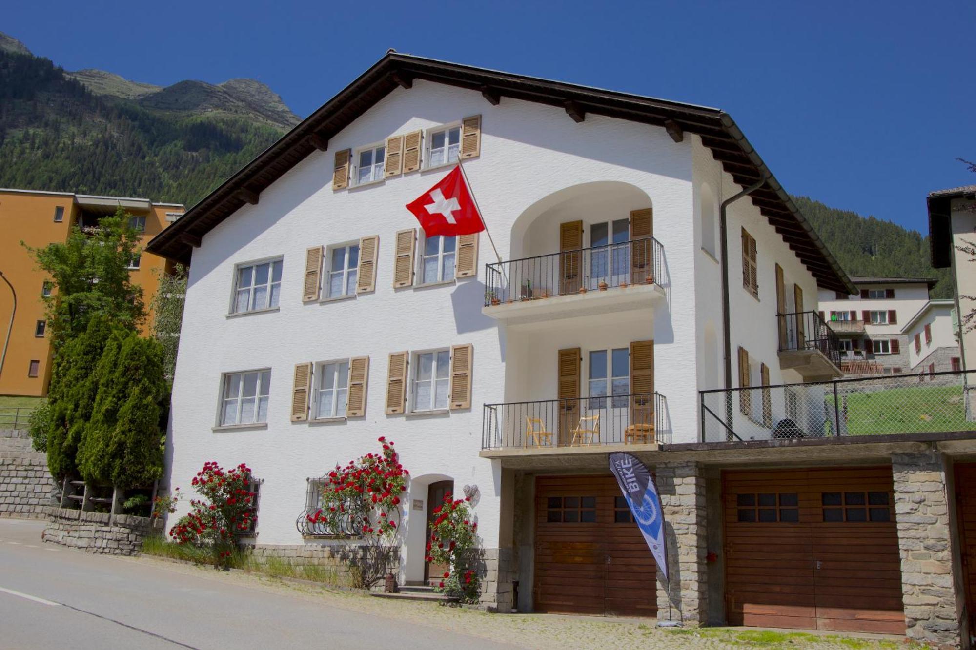 Chalet Cuore delle Alpi Airolo Esterno foto