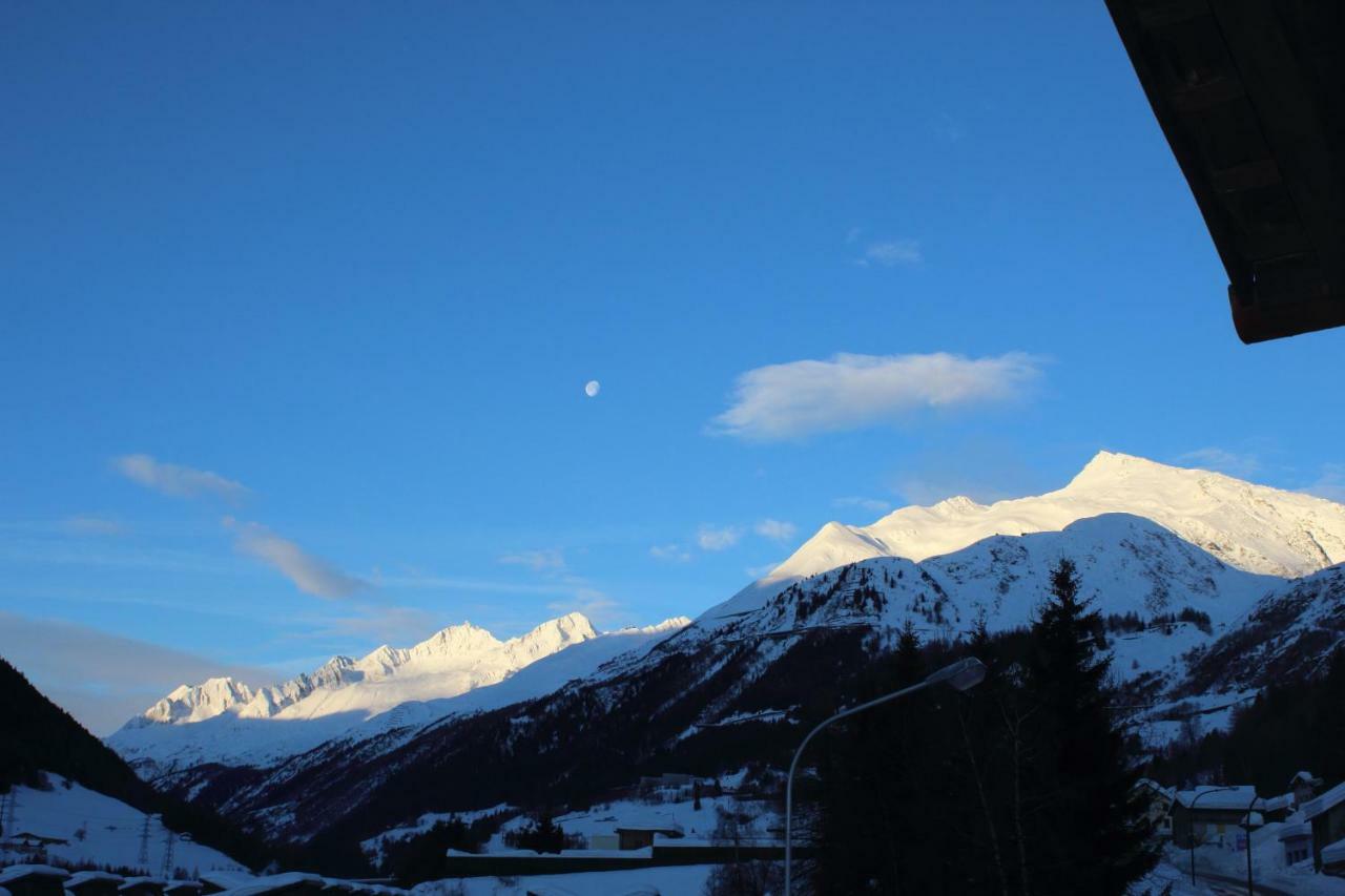 Chalet Cuore delle Alpi Airolo Esterno foto